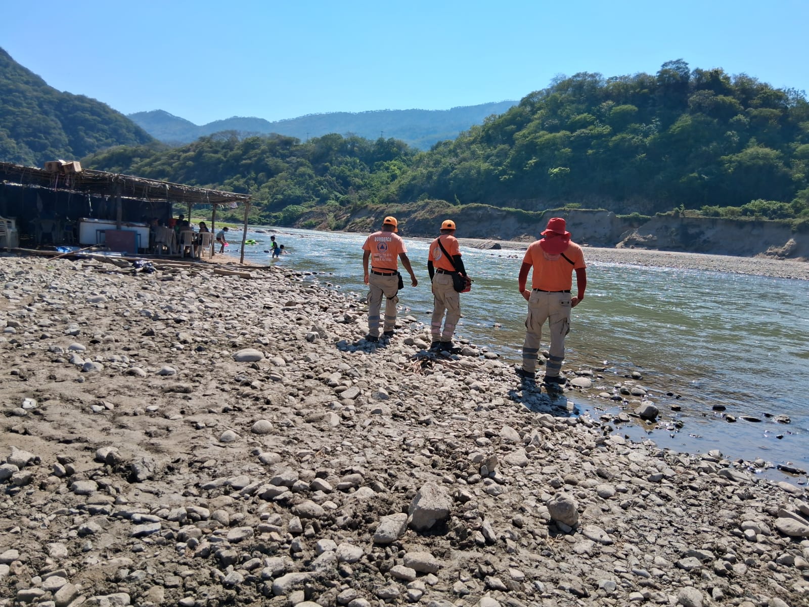 RECORRIDO DE SUPERVISIÓN EN ZONAS TURÍSTICAS DEL MUNICIPIO.