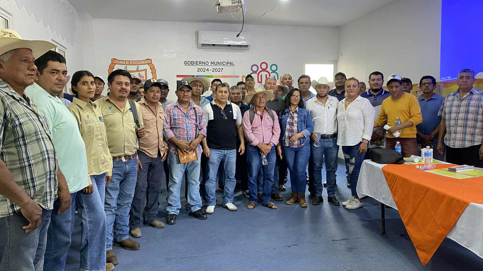 CAPACITACIÓN SOBRE EL GUSANO BARRENADOR DEL GANADO (GBG)