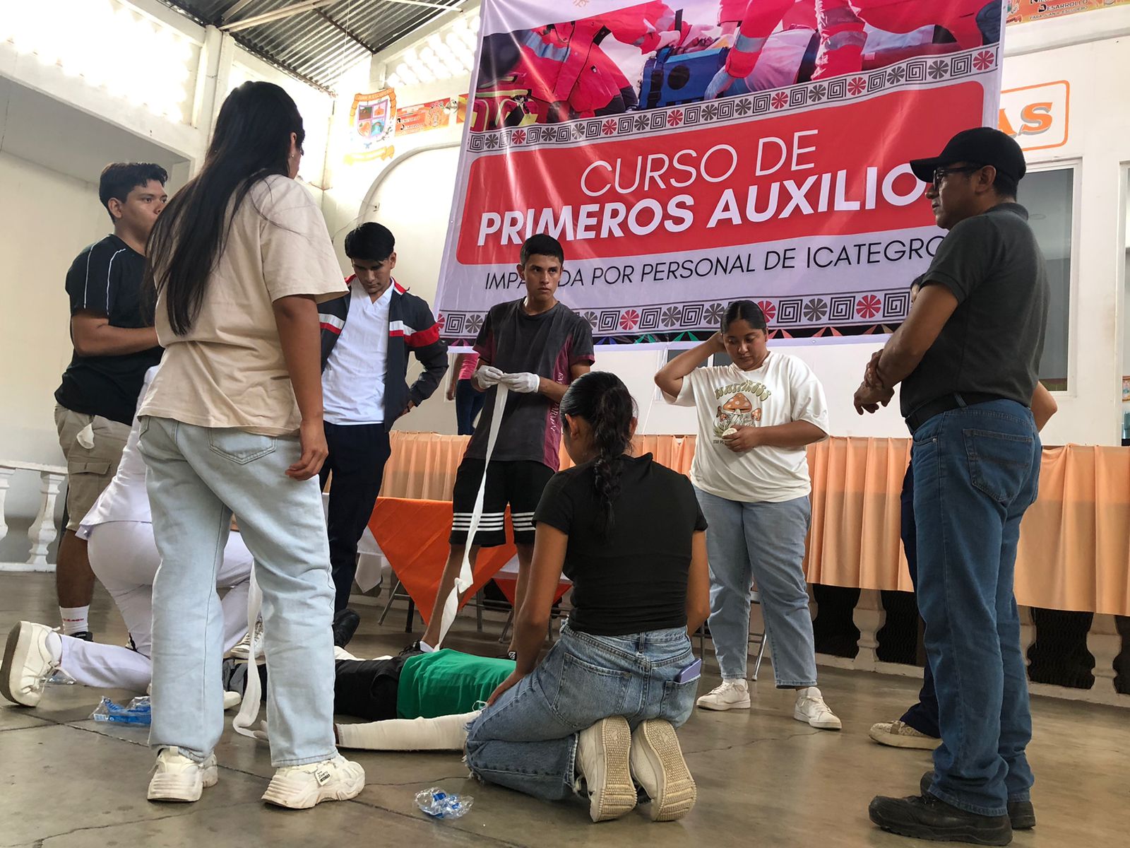 CONCLUYE CON ÉXITO EL CURSO DE PRIMEROS AUXILIOS IMPARTIDO POR ICATEGRO EN TIERRA COLORADA